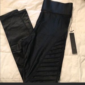 Carbon38 leggings